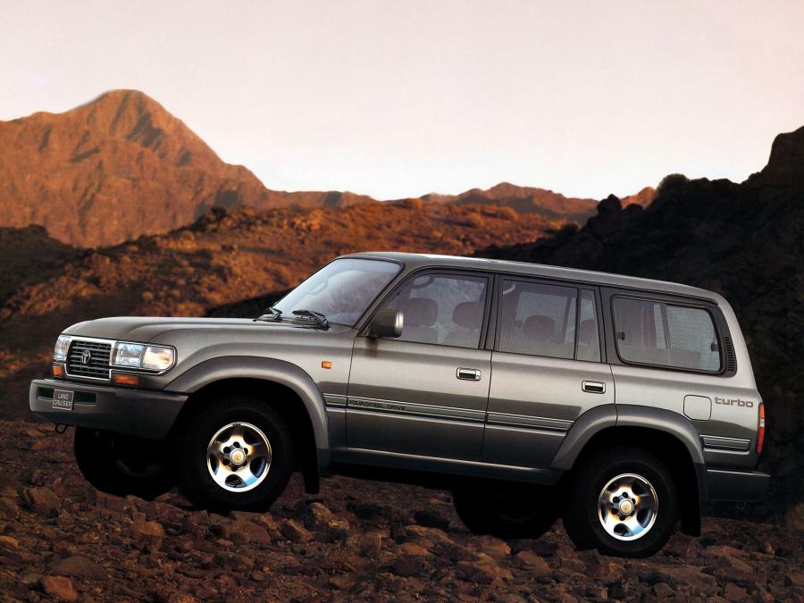  Toyota Land Cruiser 80 VX 1995 года  (фото 12 из 21)